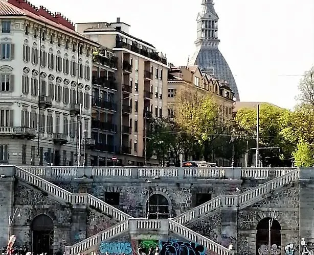 La Terrazzina, Silenzioso, Zona Piazza Gran Madre Nyaraló